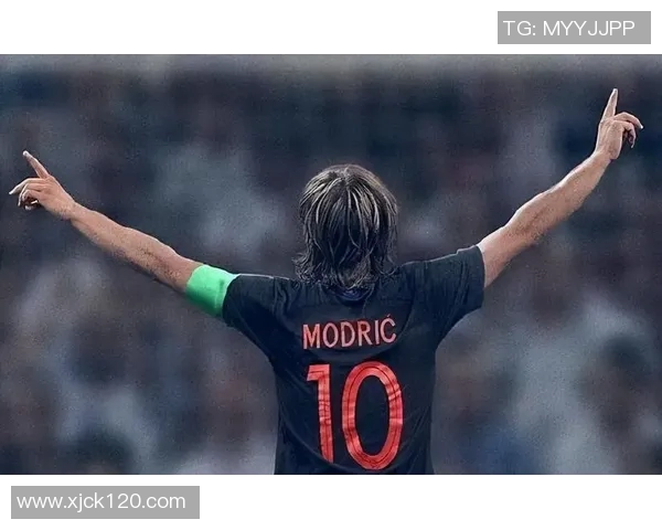 探索世界最早的足球明星及其对足球发展的影响与贡献