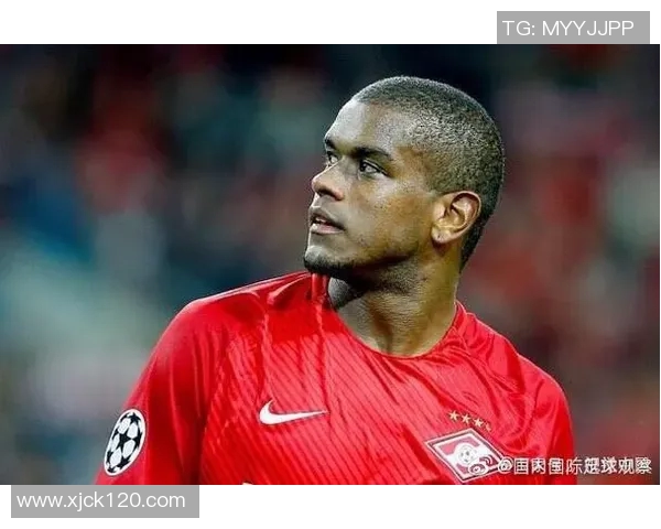 足球明星桃色新闻曝光引发热议背后真相令人震惊