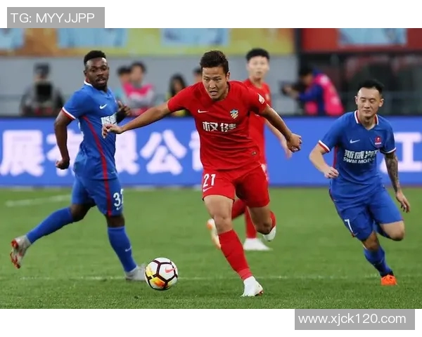 权健与重庆对决首发阵容揭晓谁将主宰这场激烈较量